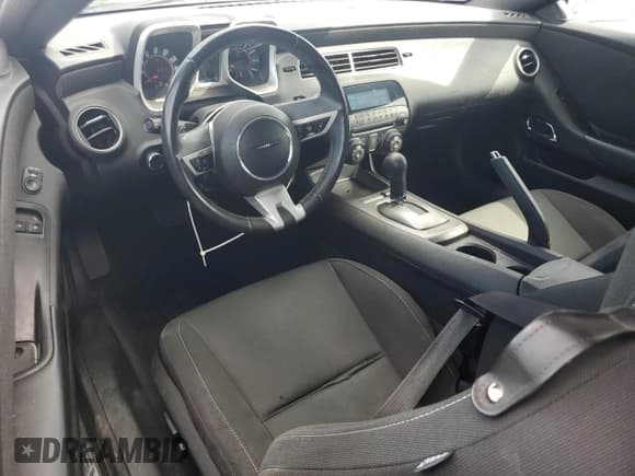 ✅ 2010 Chevrolet Camaro 1LT • VIN: 2G1FB1EV9A9222471 • Lot: 81145395. Listed on Copart with 144,579 mi. Free auction sales archive from the USA and detailed vehicle history report at DreamBid. Image 8.