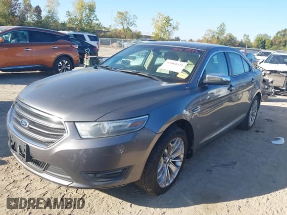 ✅ 2013 Ford Taurus Limited • VIN: 1FAHP2F80DG231071 • Lot: 43360372. Listed on IAAI with 166,411 mi. Free auction sales archive from the USA and detailed vehicle history report at DreamBid. Image 2.