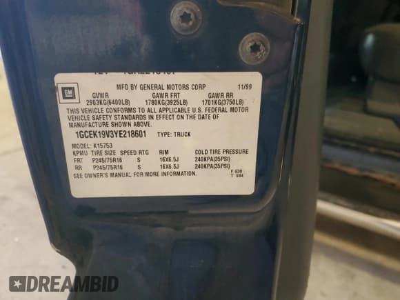 ✅ 2000 Chevrolet Silverado 1500 • VIN: 1GCEK19V3YE218601 • Lot: 90668255. Wystawiony na Copart z przebiegiem 193 542 mil. Bezpłatny archiwum sprzedaży aukcyjnych z USA i szczegółowy raport historii pojazdu na DreamBid. Zdjęcie 12.