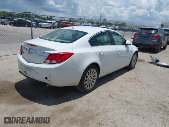 ✅ 2011 Buick Regal CXL Turbo TO3 • VIN: W04GX5GV1B1138906 • Лот: 42499628. Опубликован ранее на IAAI с пробегом 208 829 миль. Бесплатный доступ к архиву аукционных продаж из США и подробный отчёт об истории автомобиля на DreamBid. Изображение 4.