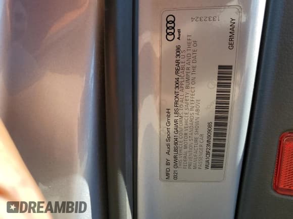 ✅ 2021 Audi RS 6 • VIN: WUA1CBF23MN909085 • Лот: 42317785. Опубликован ранее на Copart с пробегом Не указан. Бесплатный доступ к архиву аукционных продаж из США и подробный отчёт об истории автомобиля на DreamBid. Изображение 13.