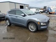 ✅ 2018 Hyundai Kona SEL • VIN: KM8K22AA3JU162426 • Лот: 36882554. Опубликован ранее на Copart с пробегом 43 080 миль. Бесплатный доступ к архиву аукционных продаж из США и подробный отчёт об истории автомобиля на DreamBid. Изображение 4.