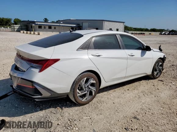 ✅ 2024 Hyundai Elantra SEL • VIN: KMHLS4DG9RU742274 • Lot: 66898565. Listed on Copart with 31,596 mi. Free auction sales archive from the USA and detailed vehicle history report at DreamBid. Image 3.