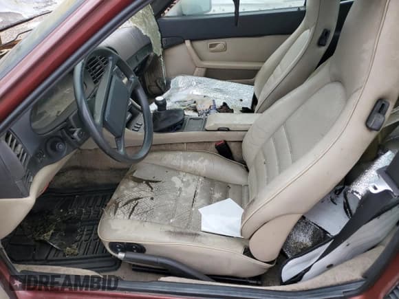 ✅ 1986 Porsche 944 • VIN: WP0AA0950GN152857 • Лот: 92657445. Опубликован ранее на Copart с пробегом 110 270 миль. Бесплатный доступ к архиву аукционных продаж из США и подробный отчёт об истории автомобиля на DreamBid. Изображение 7.