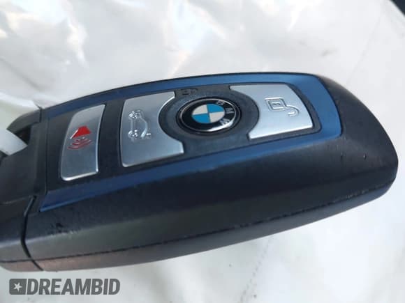 ✅ 2015 BMW 4 Series 435i • VIN: WBA3R1C55FK193269 • Lot: 42222513. Wystawiony na IAAI z przebiegiem 59 702 mil. Bezpłatny archiwum sprzedaży aukcyjnych z USA i szczegółowy raport historii pojazdu na DreamBid. Zdjęcie 11.