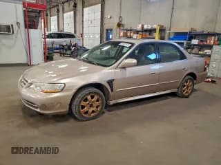 ✅ 2001 Honda Accord EX • VIN: 1HGCG55601A082764 • Lot: 93492545. Listed on Copart with 257,780 mi. Free auction sales archive from the USA and detailed vehicle history report at DreamBid. Image 1.