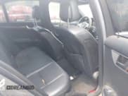 ✅ 2012 Mercedes-Benz C 300 Sport • VIN: WDDGF8BBXCR209813 • Lot: 42446496. Wystawiony na IAAI z przebiegiem 138 302 mil. Bezpłatny archiwum sprzedaży aukcyjnych z USA i szczegółowy raport historii pojazdu na DreamBid. Zdjęcie 8.