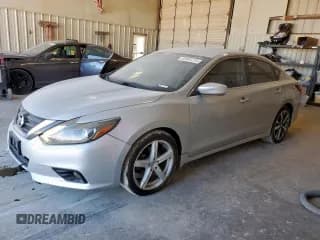 ✅ 2017 Nissan Altima SR • VIN: 1N4AL3AP5HN319780 • Lot: 92945275. Wystawiony na Copart z przebiegiem 119 073 mil. Bezpłatny archiwum sprzedaży aukcyjnych z USA i szczegółowy raport historii pojazdu na DreamBid. Zdjęcie 1.