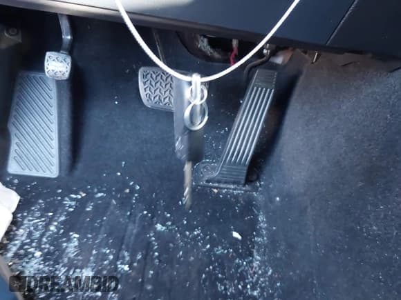 ✅ 2018 Toyota Camry LE • VIN: 4T1B11HK6JU599641 • Lot: 43507008. Wystawiony na IAAI z przebiegiem 164 280 mil. Bezpłatny archiwum sprzedaży aukcyjnych z USA i szczegółowy raport historii pojazdu na DreamBid. Zdjęcie 11.