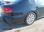 ✅ 2012 Volkswagen Passat S • VIN: 1VWAP7A39CC023813 • Lot: 42007470. Wystawiony na IAAI z przebiegiem 165 737 mil. Bezpłatny archiwum sprzedaży aukcyjnych z USA i szczegółowy raport historii pojazdu na DreamBid. Zdjęcie 16.