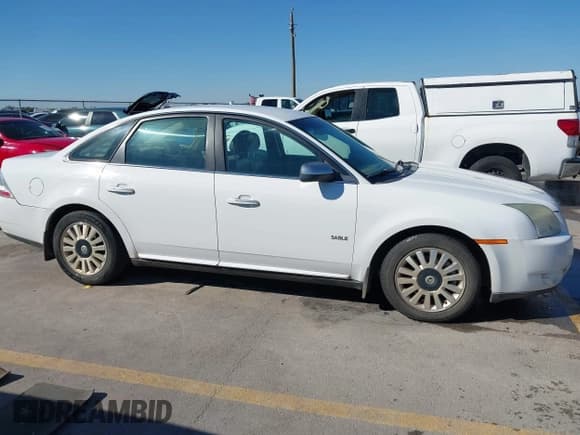 ✅ 2008 Mercury Sable • VIN: 1MEHM40W68G621361 • Lot: 43569761. Listed on IAAI with 173,660 mi. Free auction sales archive from the USA and detailed vehicle history report at DreamBid. Image 13.