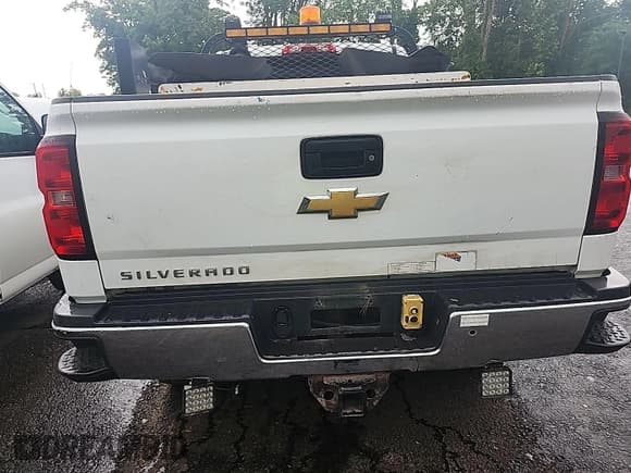 ✅ 2015 Chevrolet Silverado 2500HD Work Truck • VIN: 1GC2KUEG4FZ540620 • Lot: 42454512. Listed on IAAI with 315,914 mi. Free auction sales archive from the USA and detailed vehicle history report at DreamBid. Image 1.