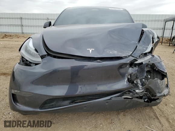 ✅ 2024 Tesla Model Y Long Range • VIN: 7SAYGDEE8RA241541 • Лот: 47791135. Опубликован ранее на Copart с пробегом 22 260 миль. Бесплатный доступ к архиву аукционных продаж из США и подробный отчёт об истории автомобиля на DreamBid. Изображение 5.