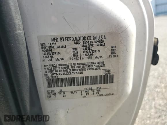 ✅ 1999 Ford F-250 XL • VIN: 1FTNX21LXXEC76365 • Lot: 63945125. Listed on Copart with 522,235 mi. Free auction sales archive from the USA and detailed vehicle history report at DreamBid. Image 12.