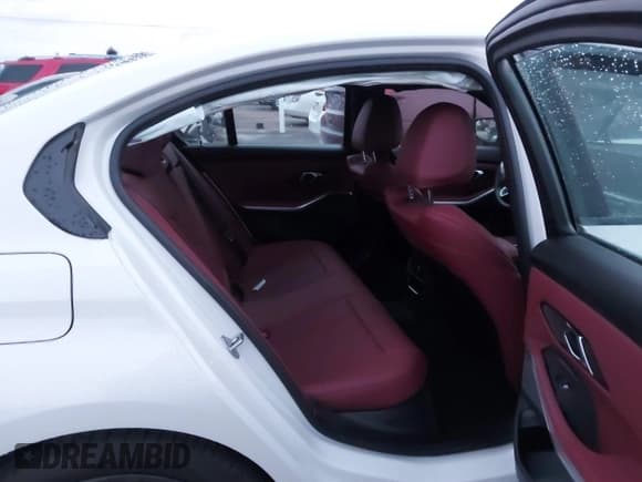 ✅ 2024 BMW 3 Series M340i • VIN: 3MW49FS00R8E75980 • Lot: 41295359. Listed on IAAI with Not provided. Free auction sales archive from the USA and detailed vehicle history report at DreamBid. Image 8.