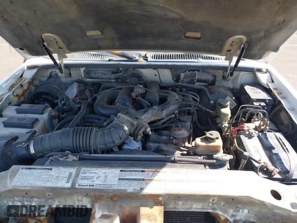 ✅ 2001 Ford Explorer Sport Trac • VIN: 1FMZU77E61UA32995 • Lot: 42249255. Wystawiony na IAAI z przebiegiem 307 869 mil. Bezpłatny archiwum sprzedaży aukcyjnych z USA i szczegółowy raport historii pojazdu na DreamBid. Zdjęcie 10.