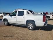 ✅ 2007 Chevrolet Avalanche LS • VIN: 3GNEC12J07G264745 • Lot: 80141095. Listed on Copart with 173,951 mi. Free auction sales archive from the USA and detailed vehicle history report at DreamBid. Image 2.