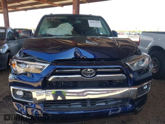 ✅ 2023 Toyota 4Runner Limited • VIN: JTEKU5JR3P6161940 • Лот: 42257153. Опубликован ранее на IAAI с пробегом 25 862 миль. Бесплатный доступ к архиву аукционных продаж из США и подробный отчёт об истории автомобиля на DreamBid. Изображение 12.