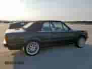 1991 BMW 3 Series z VIN WBABB2316MEC25177, wystawiony jako Copart lot #57317225 z przebiegiem 220 252 mil mil oraz Czysty tytuł • Clean title. Historia ofert i sprzedaży dostępna na DreamBid. Obrazek 3.