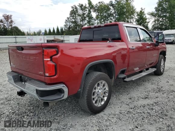 ✅ 2024 Chevrolet Silverado 2500HD LTZ • VIN: 1GC4YPEY8RF444545 • Лот: 71111185. Опубликован ранее на Copart с пробегом 22 038 миль. Бесплатный доступ к архиву аукционных продаж из США и подробный отчёт об истории автомобиля на DreamBid. Изображение 3.
