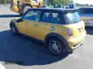 2007 MINI Hardtop S with VIN WMWMF73587TL90450, listed as a IAAI auction lot 43464250 with 36,615 mi miles and . Bid and sale history available at DreamBid. Image 3.