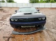 ✅ 2017 Dodge Challenger T/A 392 • VIN: 2C3CDZFJ9HH626048 • Lot: 54896805. Wystawiony na Copart z przebiegiem 95 339 mil. Bezpłatny archiwum sprzedaży aukcyjnych z USA i szczegółowy raport historii pojazdu na DreamBid. Zdjęcie 14.