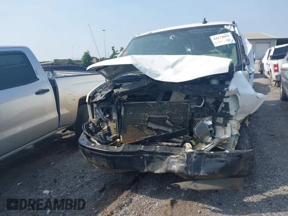 ✅ 2023 Chevrolet Express Cargo • VIN: 1GCWGAFP1P1102511 • Лот: 42174059. Опубликован ранее на IAAI с пробегом Не указан. Бесплатный доступ к архиву аукционных продаж из США и подробный отчёт об истории автомобиля на DreamBid. Изображение 13.