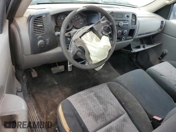 ✅ 2007 Chevrolet Silverado 1500 Work Truck • VIN: 1GCEC14X47Z649994 • Лот: 92759945. Опубликован ранее на Copart с пробегом 101 254 миль. Бесплатный доступ к архиву аукционных продаж из США и подробный отчёт об истории автомобиля на DreamBid. Изображение 8.