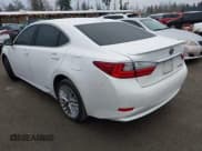 ✅ 2016 Lexus ES 300h • VIN: JTHBW1GG9G2110204 • Lot: 43760130. Listed on IAAI with 82,137 mi. Free auction sales archive from the USA and detailed vehicle history report at DreamBid. Image 3.