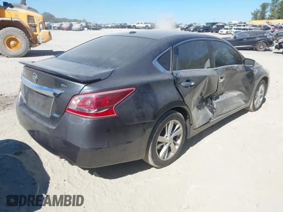 ✅ 2013 Nissan Altima SV • VIN: 1N4AL3AP0DC163959 • Lot: 43468160. Listed on IAAI with 187,000 mi. Free auction sales archive from the USA and detailed vehicle history report at DreamBid. Image 4.