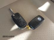 ✅ 2008 Volkswagen Beetle S • VIN: 3VWRW31C28M504281 • Lot: 41684188. Listed on IAAI with 95,235 mi. Free auction sales archive from the USA and detailed vehicle history report at DreamBid. Image 11.