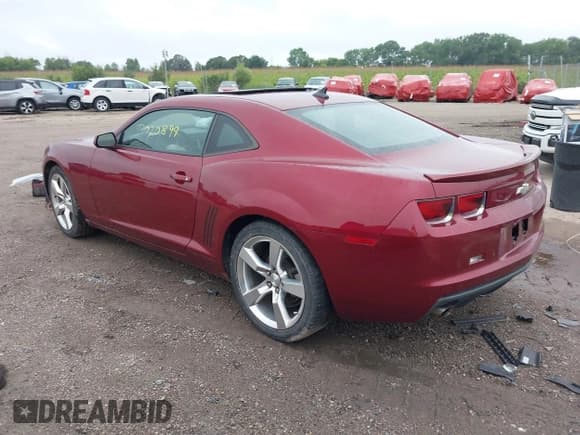 ✅ 2011 Chevrolet Camaro 1LT • VIN: 2G1FB1ED3B9163751 • Лот: 43020899. Опубликован ранее на IAAI с пробегом 121 666 миль. Бесплатный доступ к архиву аукционных продаж из США и подробный отчёт об истории автомобиля на DreamBid. Изображение 3.