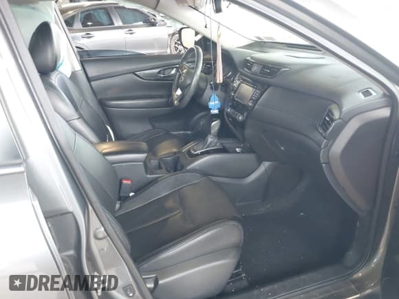 ✅ 2017 Nissan Rogue SL • VIN: 5N1AT2MV3HC761513 • Lot: 42059096. Listed on IAAI with 75,250 mi. Free auction sales archive from the USA and detailed vehicle history report at DreamBid. Image 5.