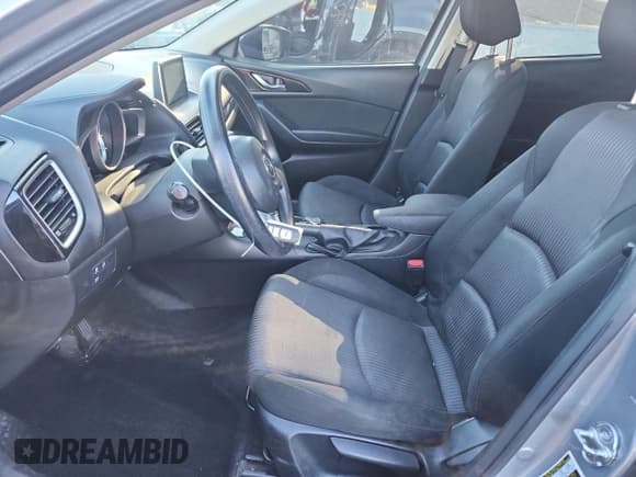 ✅ 2016 Mazda 3 i Sport • VIN: JM1BM1U75G1338041 • Лот: 84985145. Опубликован ранее на Copart с пробегом 119 043 миль. Бесплатный доступ к архиву аукционных продаж из США и подробный отчёт об истории автомобиля на DreamBid. Изображение 7.