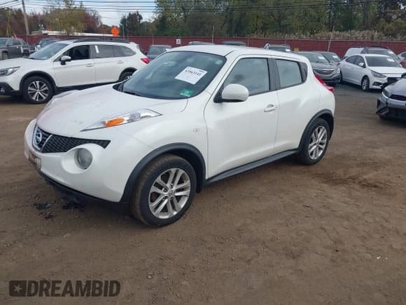 ✅ 2014 Nissan Juke Nismo • VIN: JN8AF5MV4ET361697 • Lot: 43563141. Wystawiony na IAAI z przebiegiem 110 156 mil. Bezpłatny archiwum sprzedaży aukcyjnych z USA i szczegółowy raport historii pojazdu na DreamBid. Zdjęcie 18.