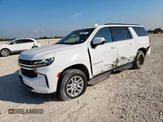 ✅ 2022 Chevrolet Suburban • VIN: 1GNSCAED6NR254937 • Lot: 71903515. Wystawiony na Copart z przebiegiem 34 951 mil. Bezpłatny archiwum sprzedaży aukcyjnych z USA i szczegółowy raport historii pojazdu na DreamBid. Zdjęcie 1.