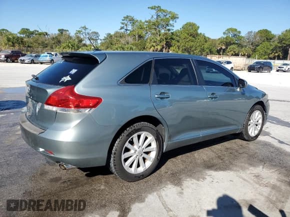 ✅ 2011 Toyota Venza • VIN: 4T3ZA3BB0BU051257 • Lot: 93516715. Listed on Copart with 150,625 mi. Free auction sales archive from the USA and detailed vehicle history report at DreamBid. Image 3.
