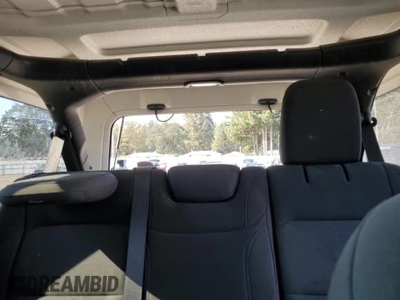 ✅ 2020 Jeep Wrangler Unlimited Sahara • VIN: 1C4HJXEN0LW109430 • Lot: 84991075. Listed on Copart with 81,556 mi. Free auction sales archive from the USA and detailed vehicle history report at DreamBid. Image 10.