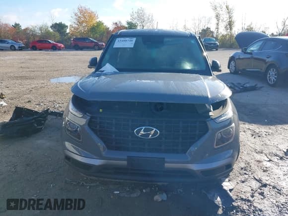 ✅ 2023 Hyundai Venue SE • VIN: KMHRB8A37PU226415 • Lot: 43488740. Listed on IAAI with 57,271 mi. Free auction sales archive from the USA and detailed vehicle history report at DreamBid. Image 11.
