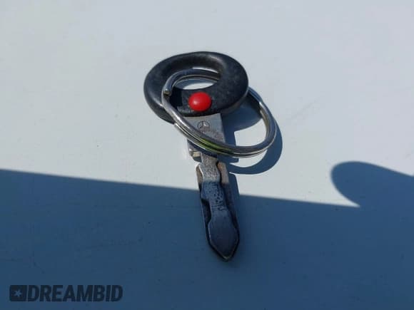 ✅ 1988 Mercedes-Benz 560 • VIN: WDBCA39DXJA420974 • Lot: 42122073. Listed on IAAI with 113,273 mi. Free auction sales archive from the USA and detailed vehicle history report at DreamBid. Image 11.