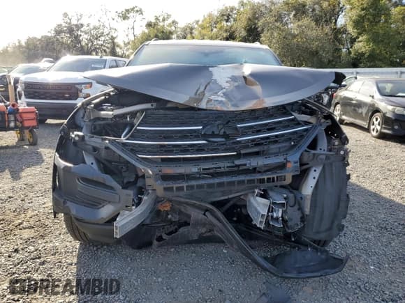 ✅ 2021 Ford Explorer XLT • VIN: 1FMSK7DH1MGB00001 • Lot: 92202305. Wystawiony na Copart z przebiegiem 41 290 mil. Bezpłatny archiwum sprzedaży aukcyjnych z USA i szczegółowy raport historii pojazdu na DreamBid. Zdjęcie 5.