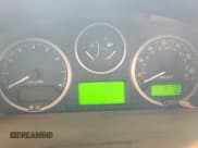 ✅ 2008 Land Rover LR2 SE • VIN: SALFS24N08H021605 • Lot: 70964715. Wystawiony na Copart z przebiegiem 104 906 mil. Bezpłatny archiwum sprzedaży aukcyjnych z USA i szczegółowy raport historii pojazdu na DreamBid. Zdjęcie 9.