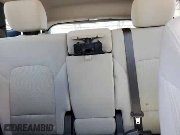 ✅ 2017 Hyundai Santa Fe 2.4L • VIN: 5XYZT3LB2HG496566 • Lot: 57759925. Listed on Copart with 129,094 mi. Free auction sales archive from the USA and detailed vehicle history report at DreamBid. Image 10.