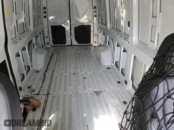 ✅ 2024 Mercedes-Benz Sprinter Cargo • VIN: W1Y4NCHY7RT169101 • Lot: 71209195. Wystawiony na Copart z przebiegiem 45 374 mil. Bezpłatny archiwum sprzedaży aukcyjnych z USA i szczegółowy raport historii pojazdu na DreamBid. Zdjęcie 10.