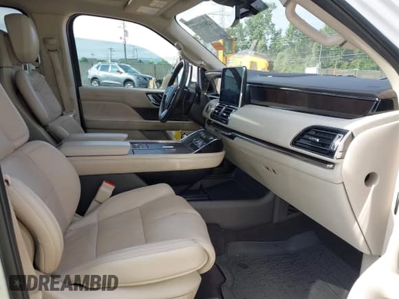 ✅ 2020 Lincoln Navigator Reserve • VIN: 5LMJJ3LT5LEL16325 • Лот: 42811733. Опубликован ранее на IAAI с пробегом 70 035 миль. Бесплатный доступ к архиву аукционных продаж из США и подробный отчёт об истории автомобиля на DreamBid. Изображение 5.