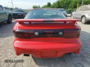 ✅ 1998 Pontiac Firebird Formula • VIN: 2G2FV22G4W2200179 • Лот: 64549205. Опубликован ранее на Copart с пробегом 113 373 миль. Бесплатный доступ к архиву аукционных продаж из США и подробный отчёт об истории автомобиля на DreamBid. Изображение 6.