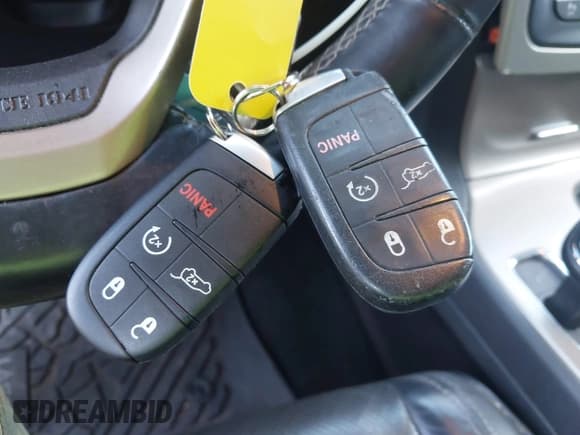 ✅ 2014 Jeep Grand Cherokee Overland • VIN: 1C4RJFCGXEC269676 • Lot: 43260952. Listed on IAAI with 248,175 mi. Free auction sales archive from the USA and detailed vehicle history report at DreamBid. Image 11.