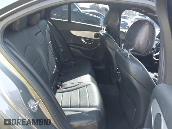 ✅ 2018 Mercedes-Benz C 350e • VIN: 55SWF4HB8JU270326 • Lot: 42899561. Listed on IAAI with 81,258 mi. Free auction sales archive from the USA and detailed vehicle history report at DreamBid. Image 8.