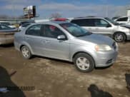 ✅ 2009 Chevrolet Aveo 1LT • VIN: KL1TD56E49B354887 • Lot: 44033545. Wystawiony na Copart z przebiegiem 127 744 mil. Bezpłatny archiwum sprzedaży aukcyjnych z USA i szczegółowy raport historii pojazdu na DreamBid. Zdjęcie 4.