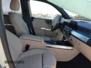 ✅ 2025 Mercedes-Benz GLB 250 • VIN: W1N4M4GB8SW405195 • Лот: 41904572. Опубликован ранее на IAAI с пробегом 3 229 миль. Бесплатный доступ к архиву аукционных продаж из США и подробный отчёт об истории автомобиля на DreamBid. Изображение 5.